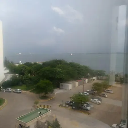 Sea View 1-5c Air Wifi Apartment *